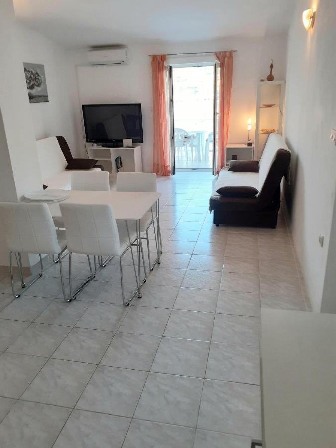 Apartments Verica 파그 외부 사진