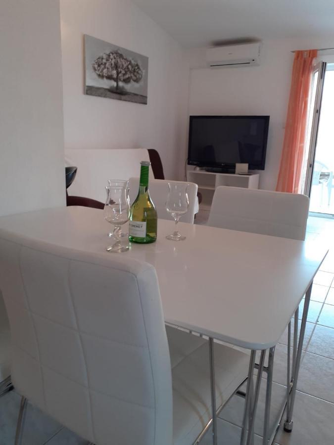 Apartments Verica 파그 외부 사진