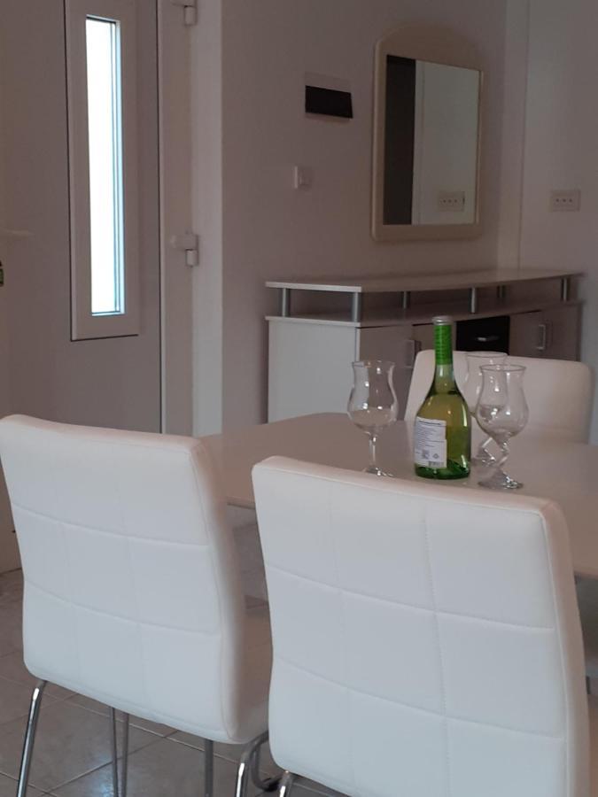 Apartments Verica 파그 외부 사진