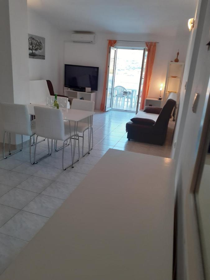 Apartments Verica 파그 외부 사진