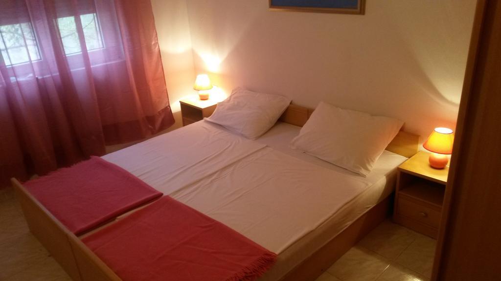 Apartments Verica 파그 외부 사진