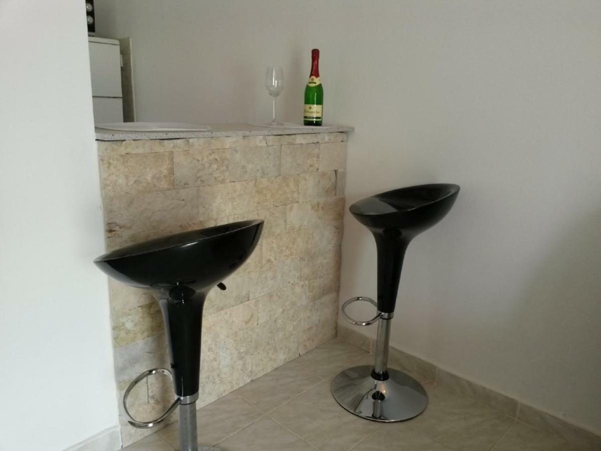 Apartments Verica 파그 외부 사진