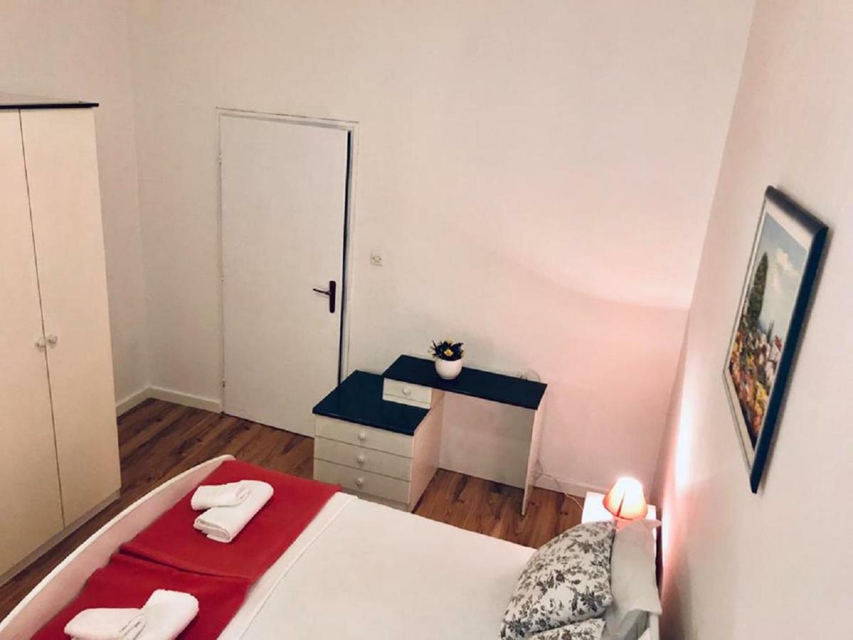 Apartments Verica 파그 외부 사진